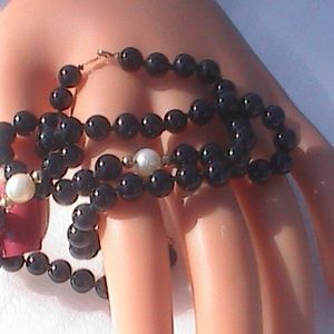 14k Yellow Gold Black Onyx Necklace